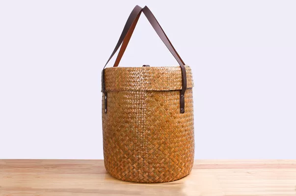 Handmade Woven Sedge Basket With Lid Seagrass